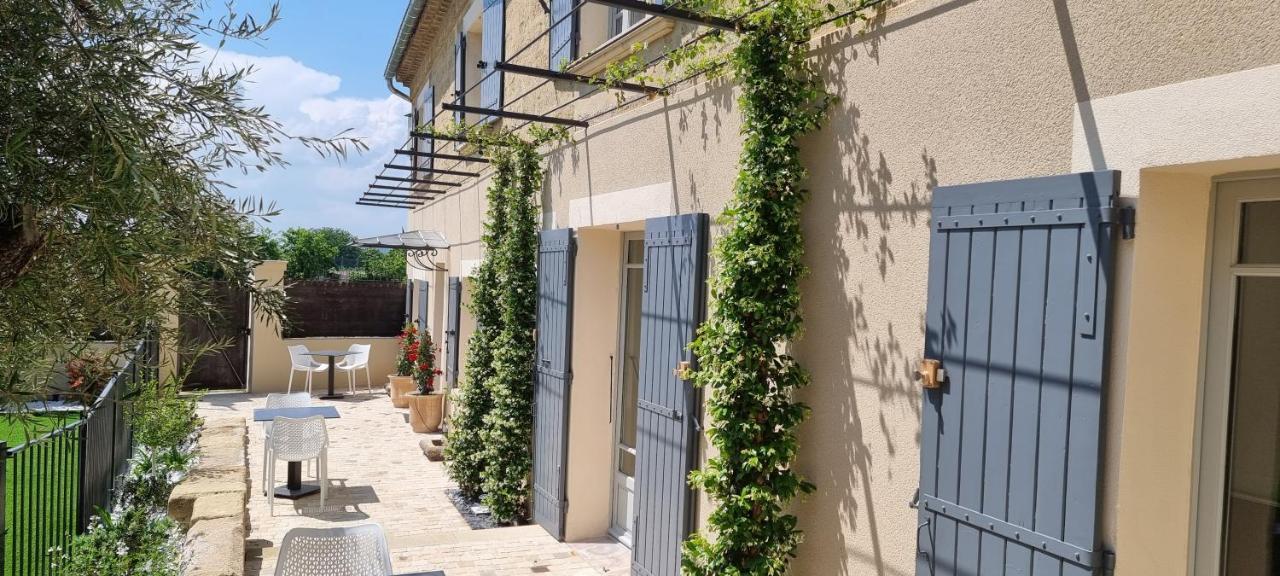 Bed and Breakfast Le Petit Eden Saint-Quentin-la-Poterie Exterior foto