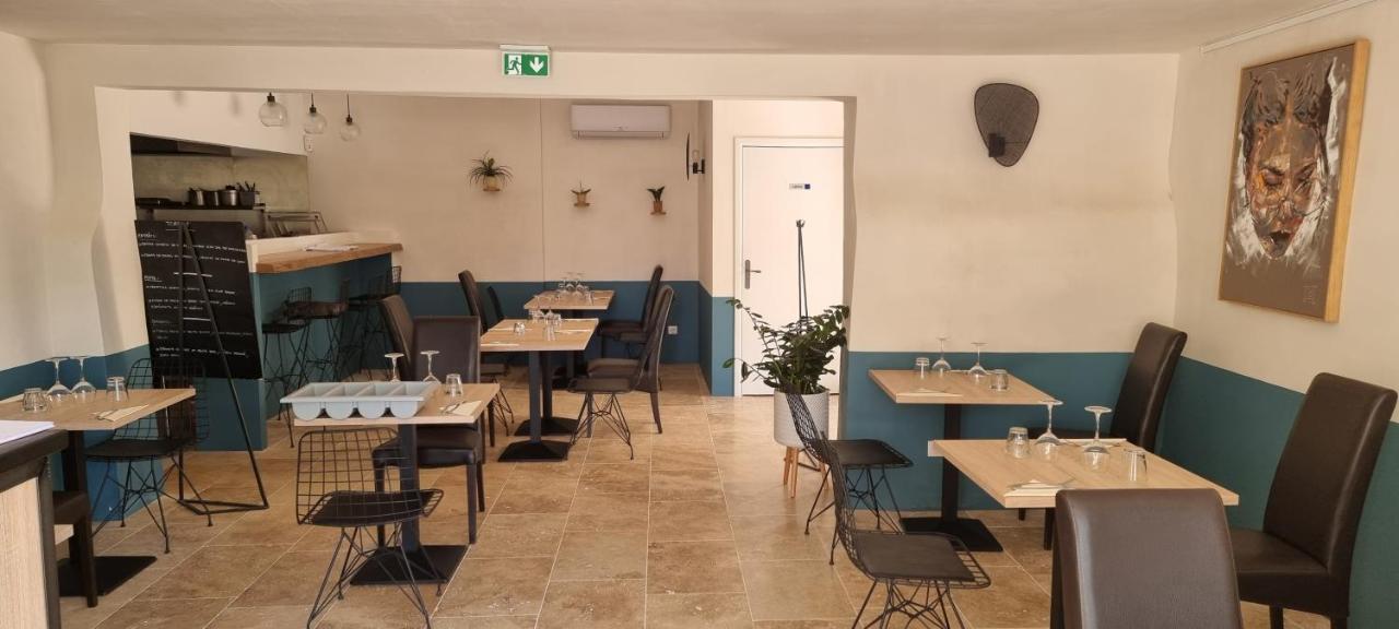 Bed and Breakfast Le Petit Eden Saint-Quentin-la-Poterie Exterior foto